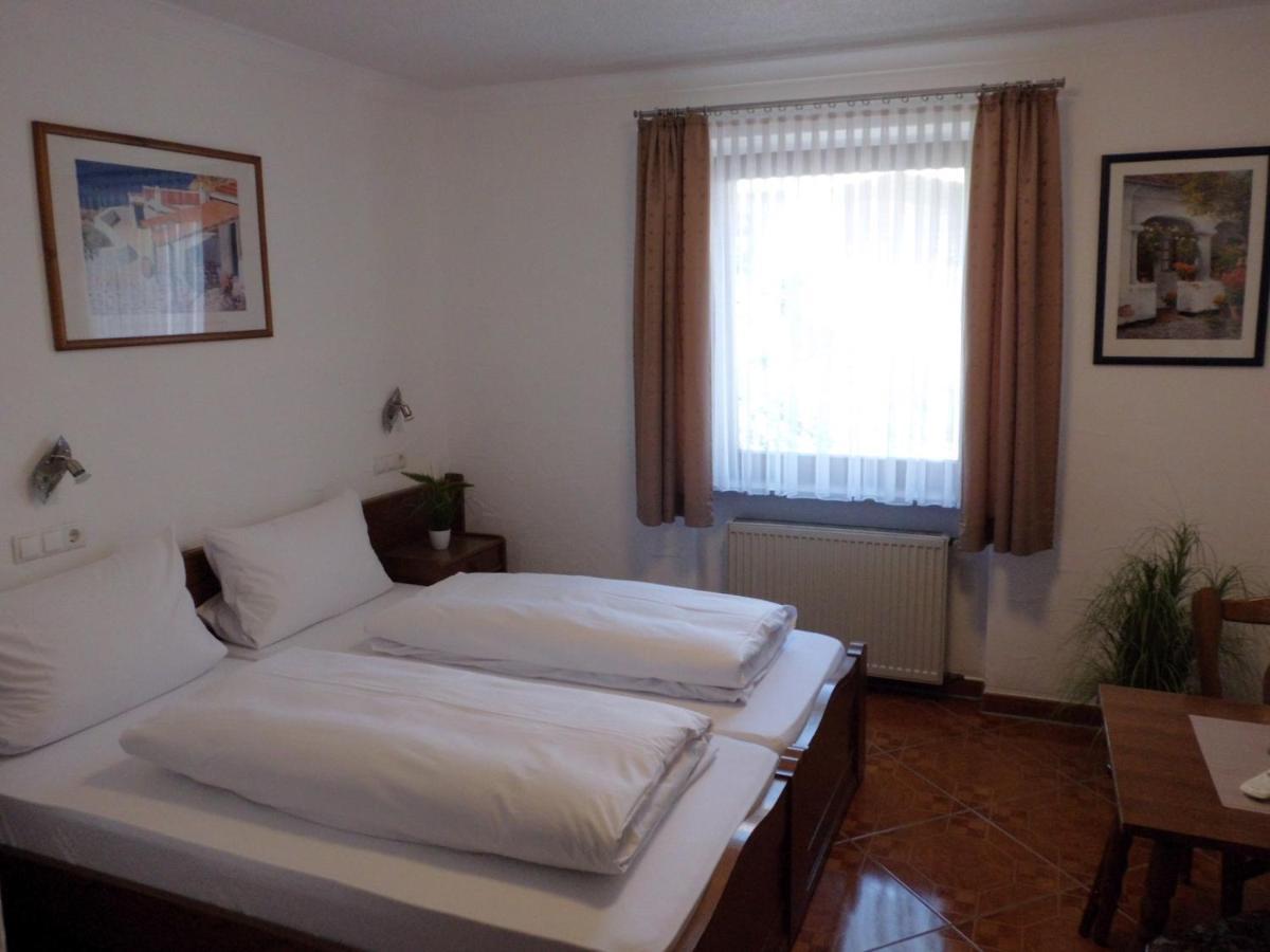 Hotel Restaurant Zur Pfanne Urbar  Luaran gambar